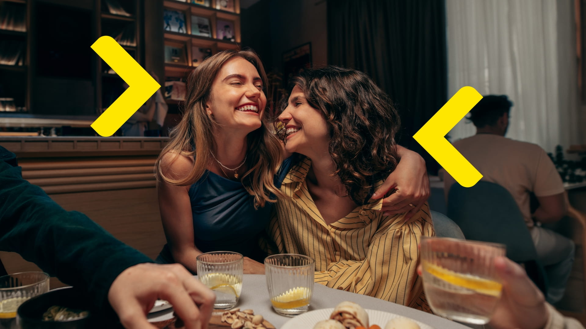 Kamarádky v restauraci